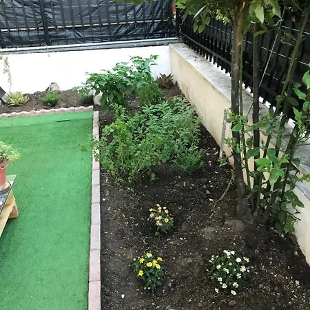 דירה Piano Terra Con Giardino רומא